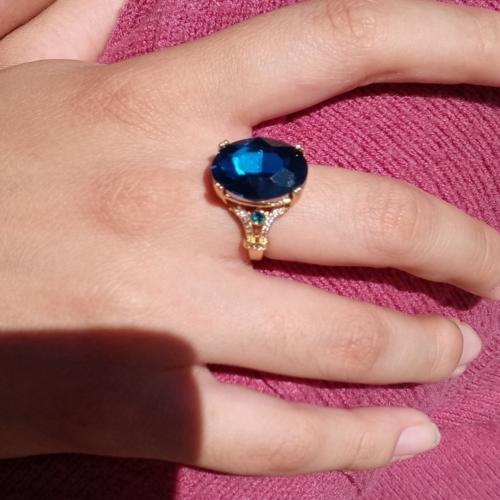 New blue ring size 7.5 gold plated oval cut blue circo circony luxury s…
